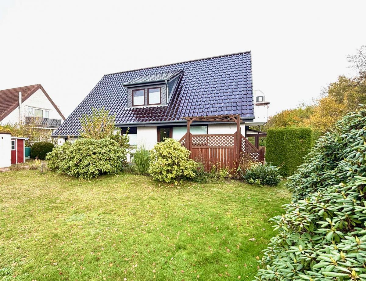 Gebäude rückwärtige Gartenansicht